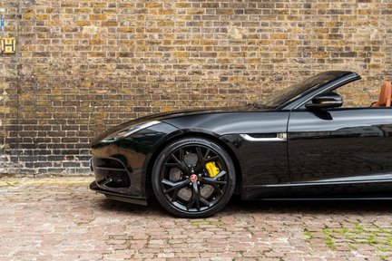 Jaguar F-Type V8 R 13