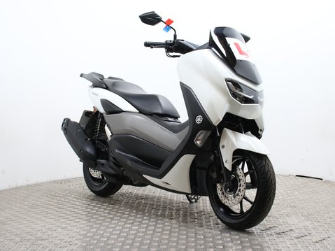Yamaha Nmax 125 GPD125-A ABS 10