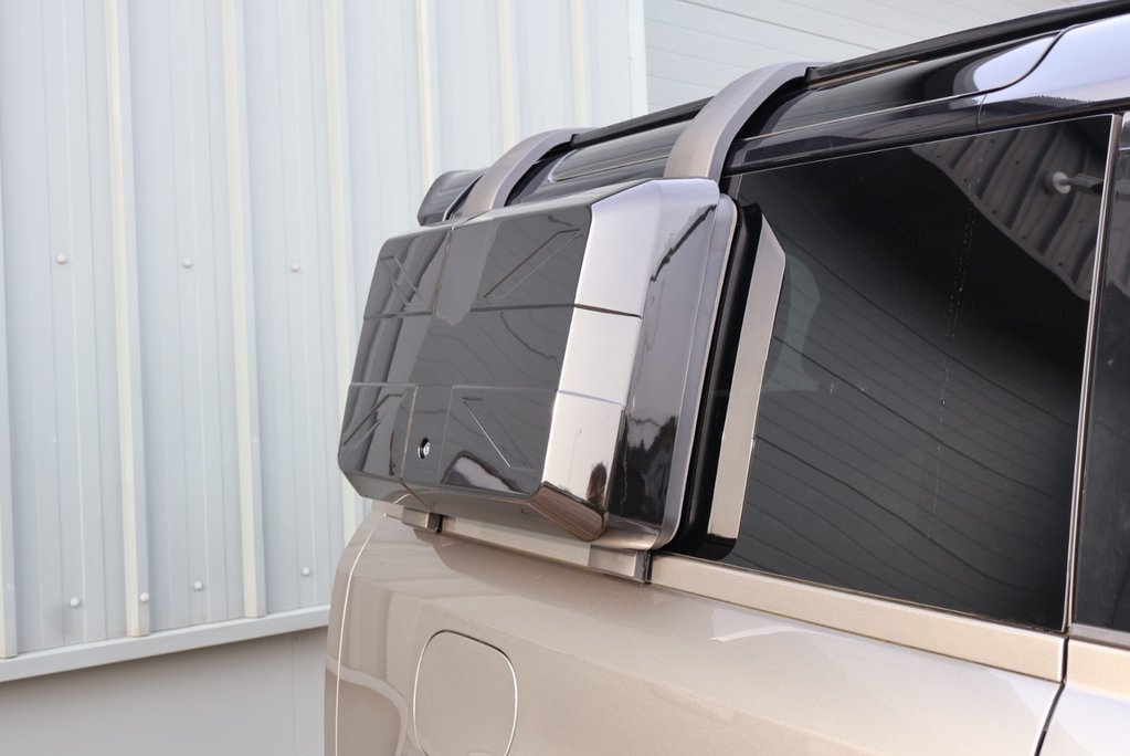 Land Rover Defender 90 X-DYNAMIC SE MHEV styled By seeker Huge spec Price match offer  15