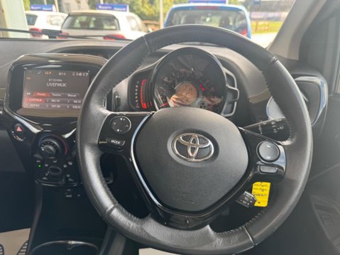 Toyota Aygo 1.0 VVT-i x-play Euro 5 5dr Euro 5 20