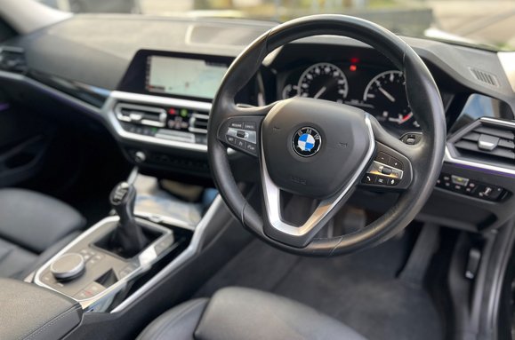 BMW 3 Series 318D SPORT 15