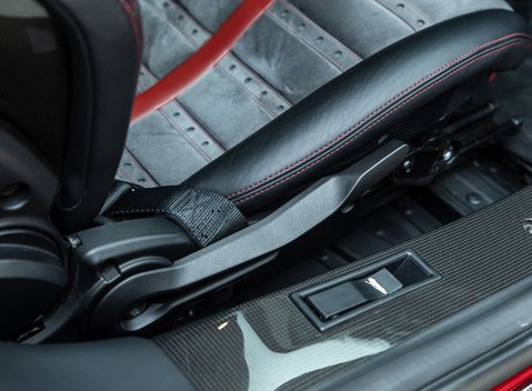 Ferrari 488 Pista 17