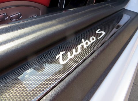 Porsche 911 (991) Turbo S Cabriolet 6