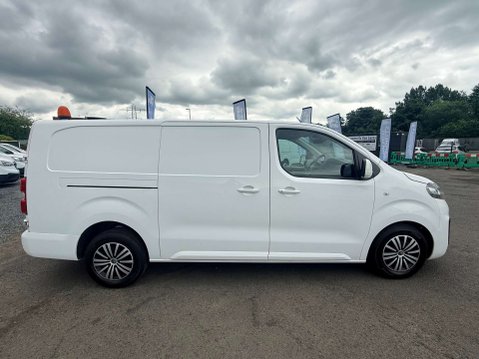 Vauxhall Vivaro 1.5 Vivaro 2900 Sportive S/S 4