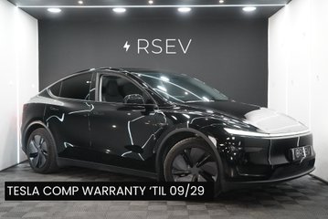 Tesla Model Y PREMIUM LONG RANGE AWD GROK AI Daimond Black Heated & Vented Seats 1 Owner