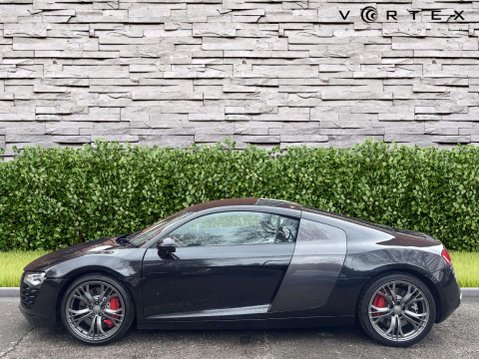 Audi R8 4.2 R8 LE Semi-Auto 4WD 2dr 5