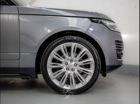 Land Rover Range Rover 3.0 Range Rover Vogue SDV6 Auto 4WD 5dr 11