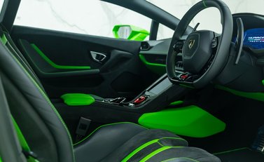 Lamborghini Huracan TECNICA 13