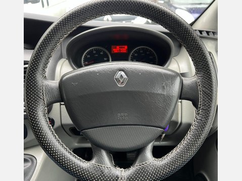 Renault Trafic 2.0 dCi SL29 Panel Van 4dr Diesel Manual L1 H1 (Phase 3) (195 g/km, 115 bhp 28