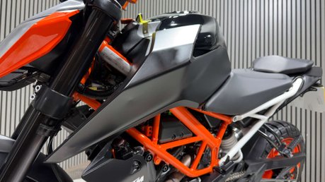 KTM 390 DUKE 2018 ONLY 11K GREAT LOOKING A2 READY ENDURO BIKE 390CC 27