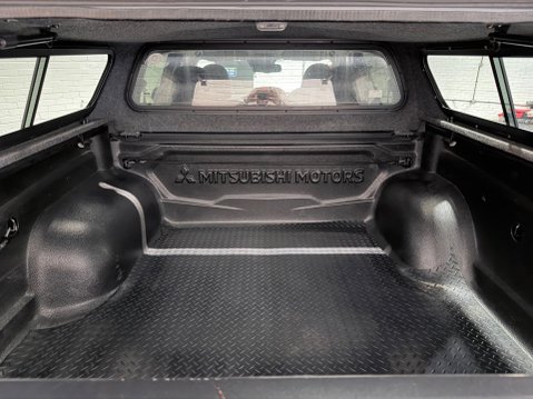 Mitsubishi L200 2.2 DI-D DC Barbarian X Auto 4WD Euro 6 (s/s) 4dr 39