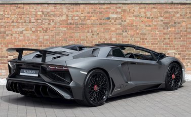 Lamborghini Aventador SV LP 750-4 Roadster 9