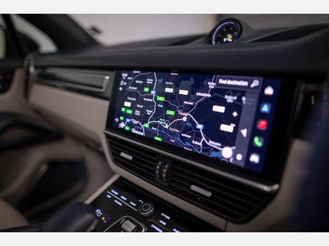 Porsche Cayenne 3.0 V6 E-Hybrid 17.9kWh Platinum Edition TiptronicS 4WD Euro 6 (s/s) 5dr (3 27