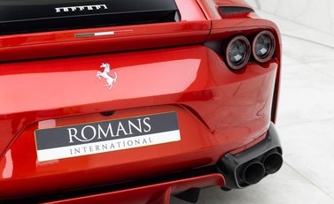 Ferrari 812 Superfast 29