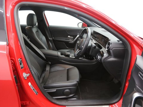 Mercedes-Benz A Class 1.5 A180d Sport (Executive) 7G-DCT Euro 6 (s/s) 5dr 21