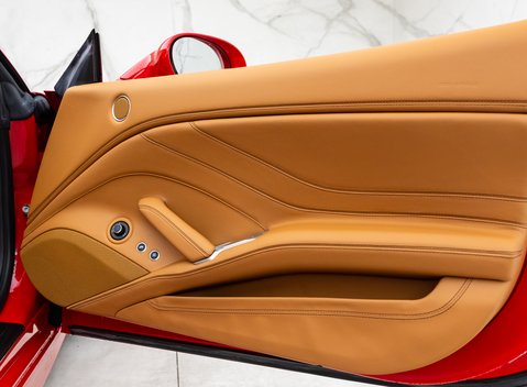 Ferrari California T 26