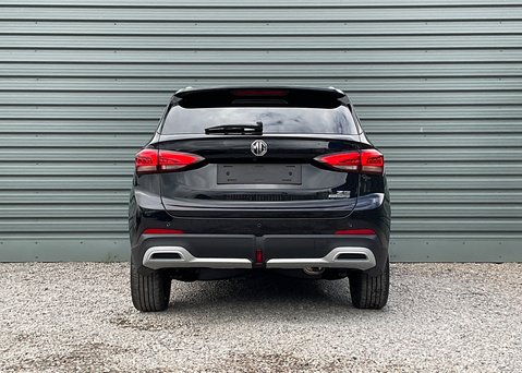 MG ZS 1.5 HYBRID+ TROPHY 9