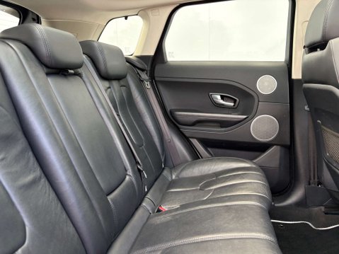 Land Rover Range Rover Evoque 2.2 Range Rover Evoque Pure SD4 4WD 5dr 26
