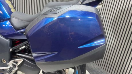 Triumph Sprint 2010 50K NEW MOT FULL LUGGAGE TOURER 1050CC COMMUTER 9