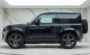 Land Rover Defender 90 V8 P525 5