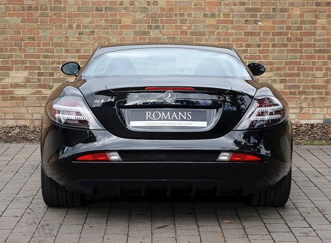 Mercedes-Benz SLR McLaren 24