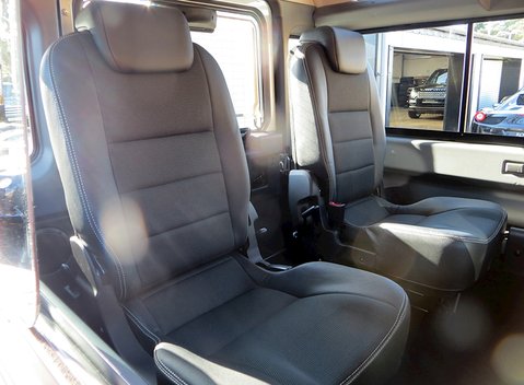 Land Rover Defender 90 XS 12