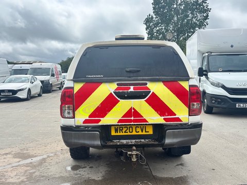 Toyota Hilux ACTIVE 4WD D-4D DCB 6