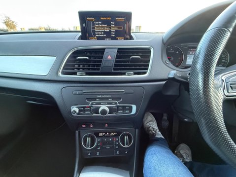 Audi Q3 2.0 TDI S line Euro 6 (s/s) 5dr (Nav) 27