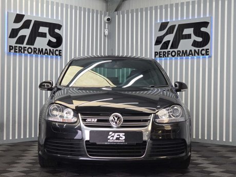 Volkswagen Golf 3.2 V6 R32 Hatchback 5dr Petrol DSG 4Motion (233 g/km, 247 bhp) 2