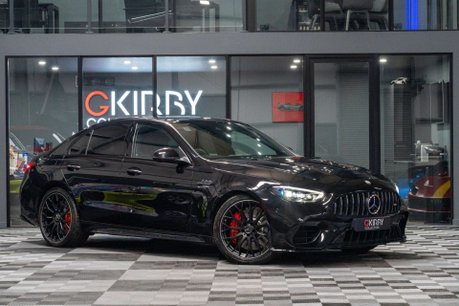Mercedes-Benz C Class 2.0 AMG C 63 4MATIC SE Night Edition Premium Plus 4WD 4dr