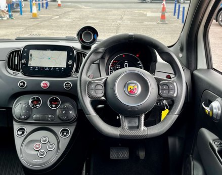 Abarth 695 1.4 695 Competizione (180) Semi-Auto 3dr 20