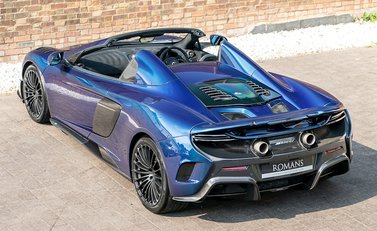McLaren 675LT Spider MSO Carbon Series 9