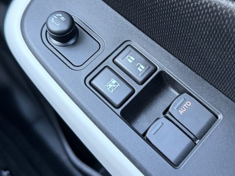 Suzuki Swift 1.2 Dualjet 83 12V Hybrid SZ-L 5dr 34