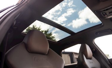 Audi RS6 Avant Performance 14