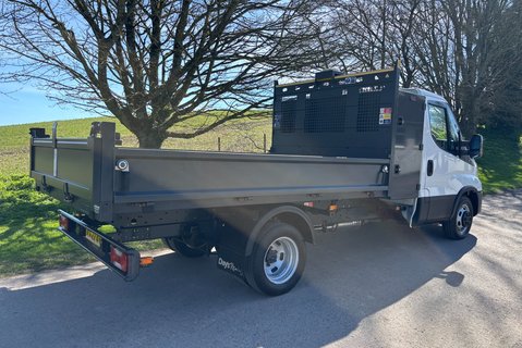 Iveco Daily 35C14 Toolbox Tipper 2