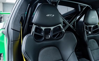 Porsche 911 GT3 (992) 13