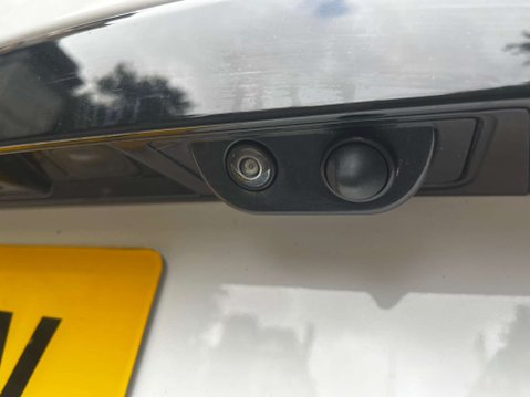 Land Rover Discovery HSE 52