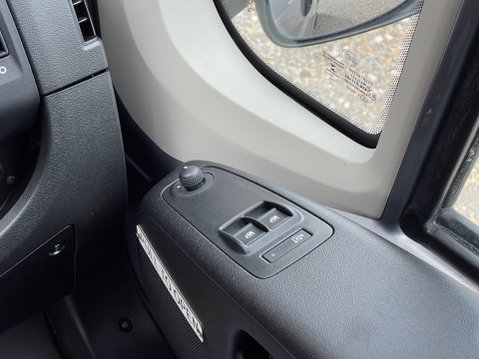 Peugeot Boxer 440 L4H2 LIGHTWEIGHT MINIBUS 17SEATS w/ Telescopic Ramps, AC. ULEZ E6 22