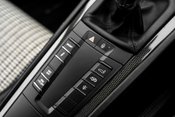 Porsche 911 GT3 TOURING. HOUNDSTOOTH. CARBON INT. PCCBS. LIFT. S/CHRONO. 13