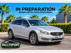 Volvo V60 2.0 V60 Cross Country Luxury Nav D4 5dr 1