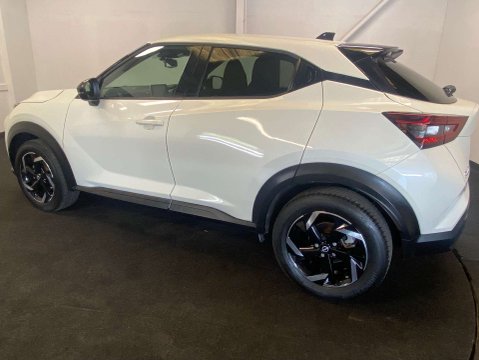 Nissan Juke 1.0 Juke N-Connecta DiG-T 5dr 3