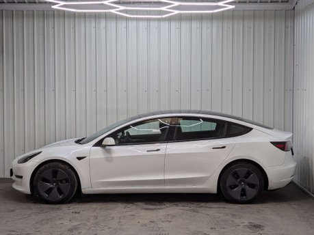 Tesla Model 3 Model 3 Long Range AWD 4WD 4dr 17
