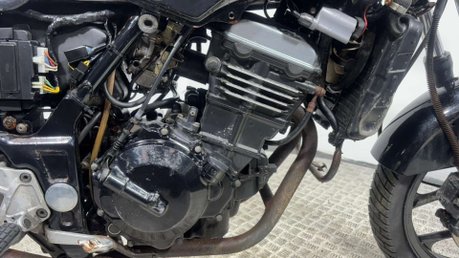 Kawasaki Ninja 250 R 1997 NON RUNNING CLASSIC PROJECT BIKE SPARES OR REPAIR 250CC 35