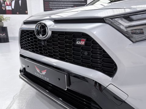 Toyota Rav 4 GR SPORT 11