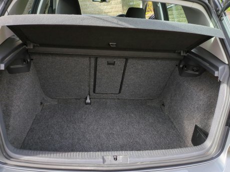 Volkswagen Golf MATCH 1.6 TDI 5 door hatchback 2 owners just 42,000m FSH+CAMBELT CHANGED 6
