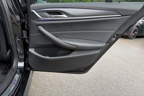 BMW 5 Series 520D M SPORT TOURING -FULL SERVICE HISTORY -TWIN DASHCAMS -GHOST -BIG AUDIO 29
