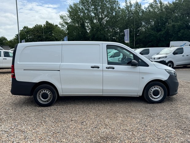 Mercedes-Benz Vito AUTO LWB L2H1 Low Roof Progressive 114 Air Con Sensors EURO 6 5