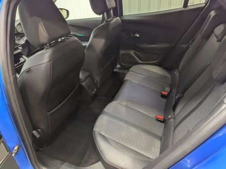 Peugeot 2008 2008 Allure Premium EV 5dr 66