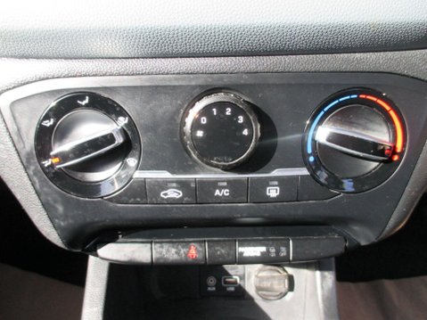 Hyundai i20 1.2 SE Euro 6 5dr 15