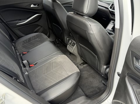 Vauxhall Grandland 1.2 Turbo Ultimate 5dr Auto 35